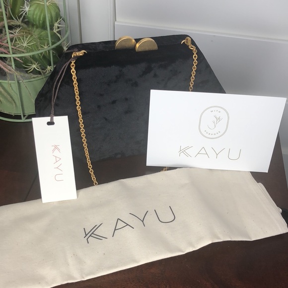 KAYU Sloane Velvet Crossbody/Clutch - Picture 8 of 15